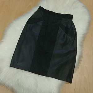 VTG-Winlet Black Leather Skirt